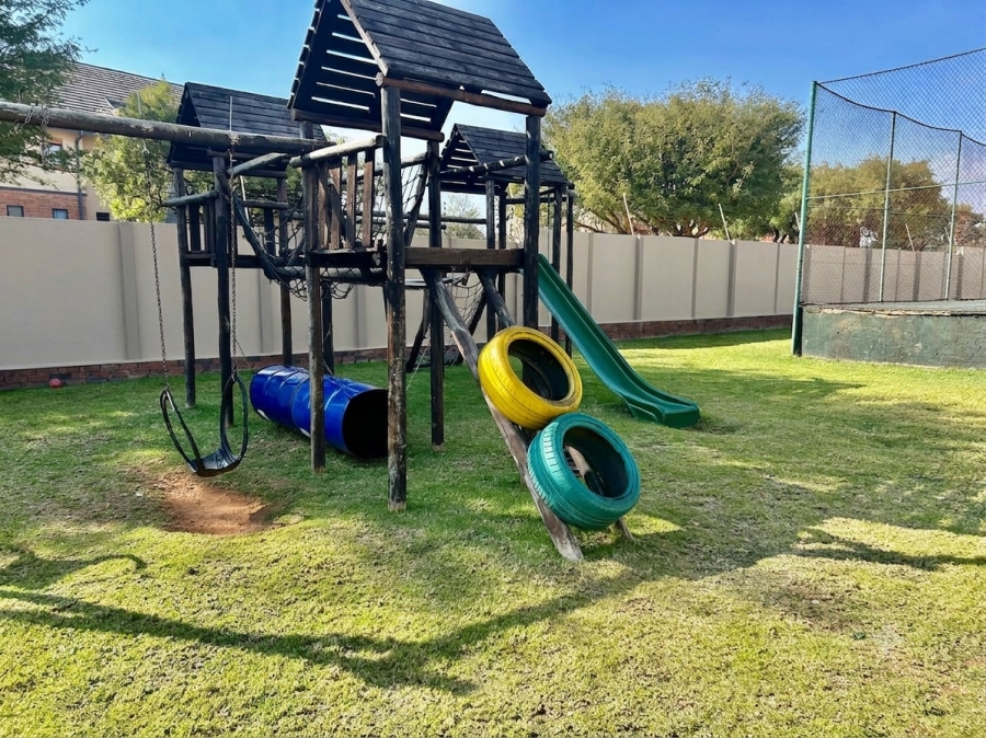 3 Bedroom Property for Sale in Halfway Gardens Gauteng