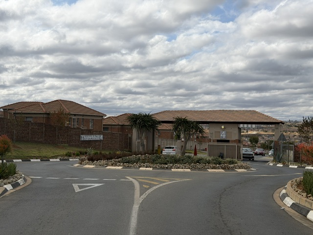 3 Bedroom Property for Sale in Olievenhoutbosch Gauteng