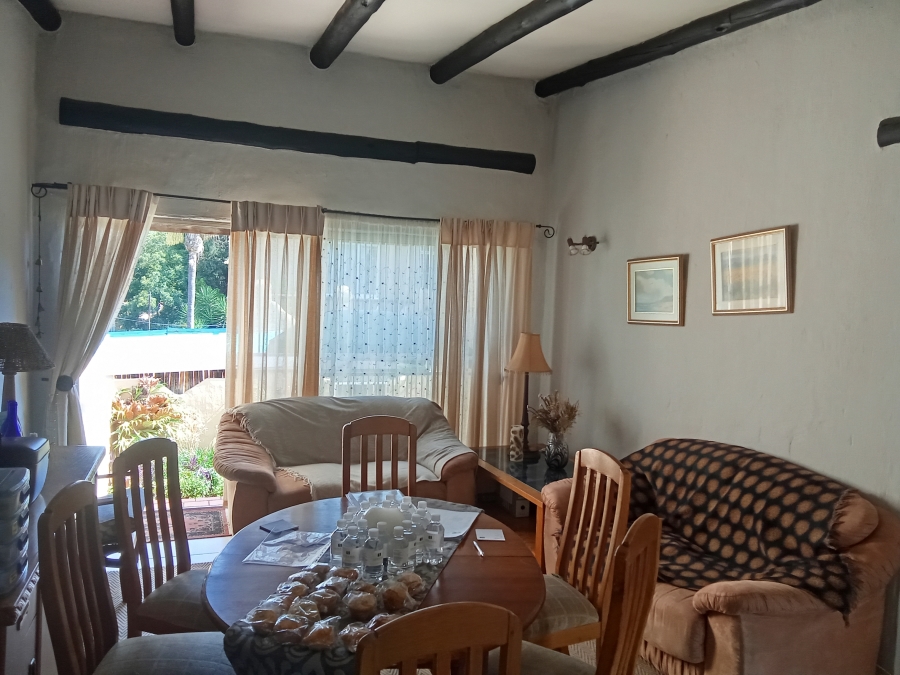 2 Bedroom Property for Sale in Roodekrans Gauteng