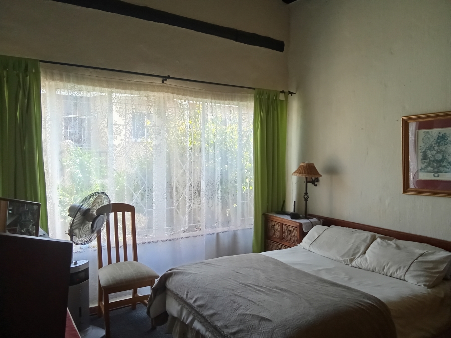2 Bedroom Property for Sale in Roodekrans Gauteng