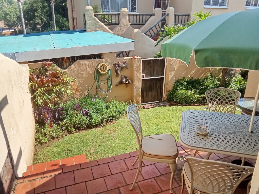 2 Bedroom Property for Sale in Roodekrans Gauteng