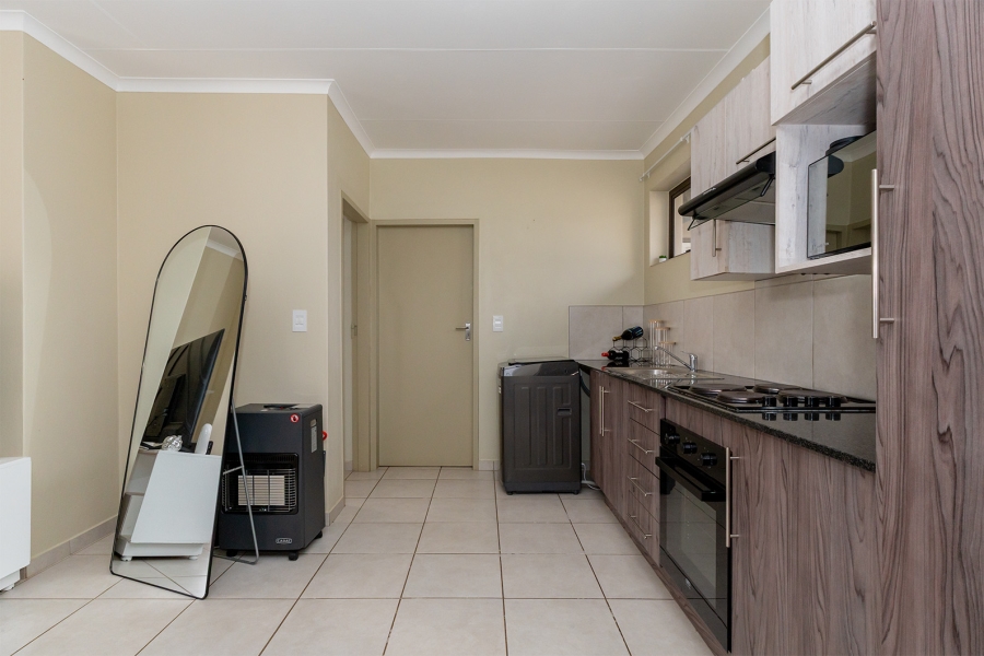 1 Bedroom Property for Sale in Norton Park Gauteng
