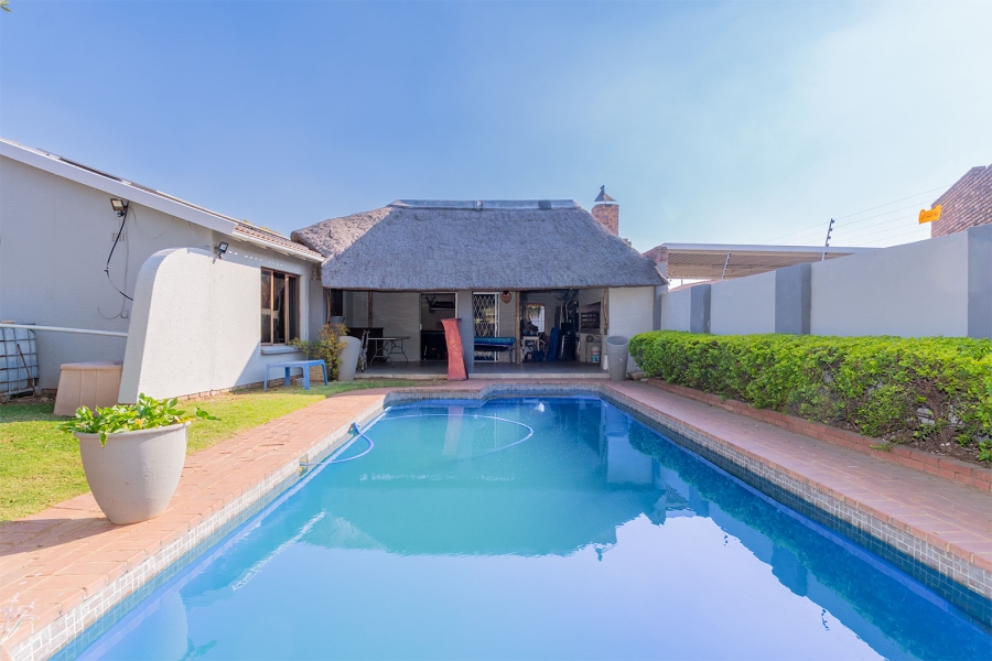 3 Bedroom Property for Sale in Beyers Park Gauteng