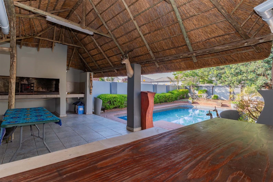 3 Bedroom Property for Sale in Beyers Park Gauteng