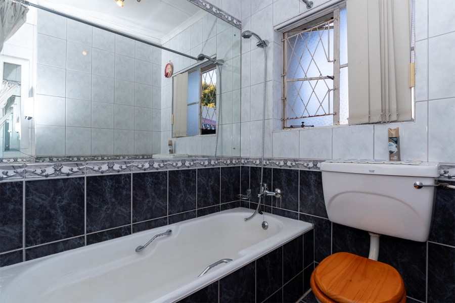 3 Bedroom Property for Sale in Beyers Park Gauteng