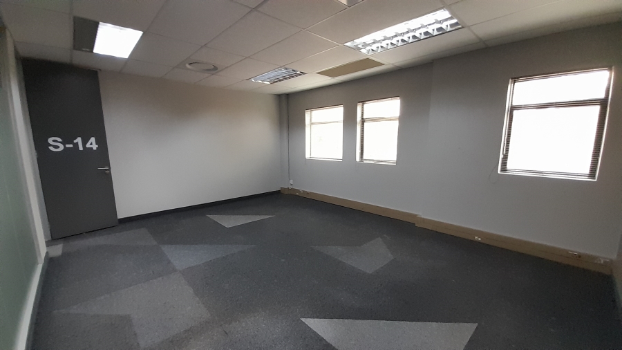 To Let Commercial Property for Rent in Faerie Glen Gauteng