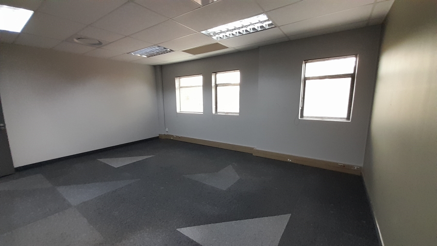 To Let Commercial Property for Rent in Faerie Glen Gauteng