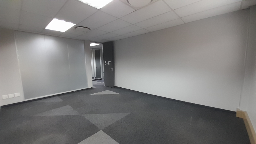 To Let Commercial Property for Rent in Faerie Glen Gauteng