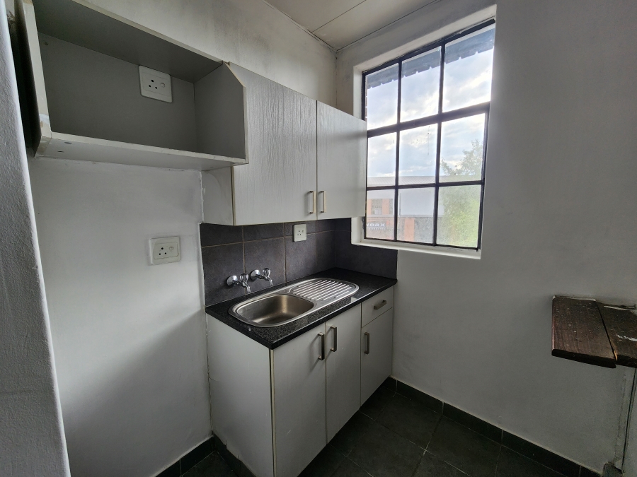 To Let Commercial Property for Rent in Montana Gauteng
