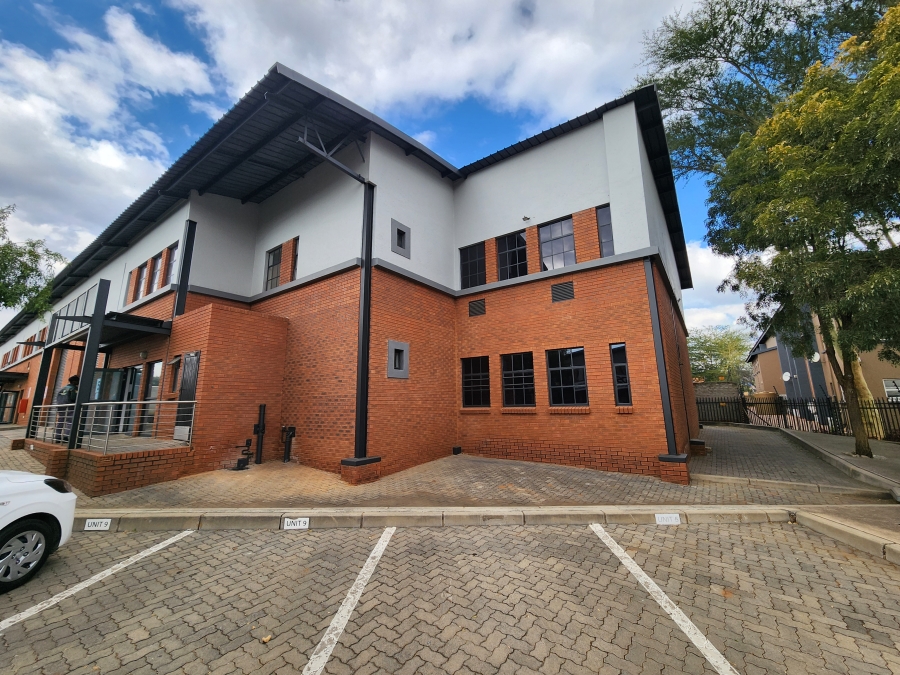 To Let Commercial Property for Rent in Montana Gauteng