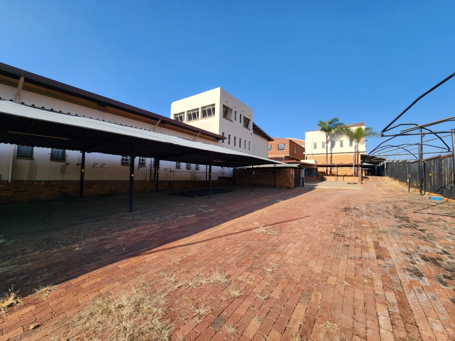 To Let Commercial Property for Rent in Jan Niemand Park Gauteng