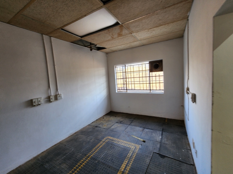 To Let Commercial Property for Rent in Jan Niemand Park Gauteng
