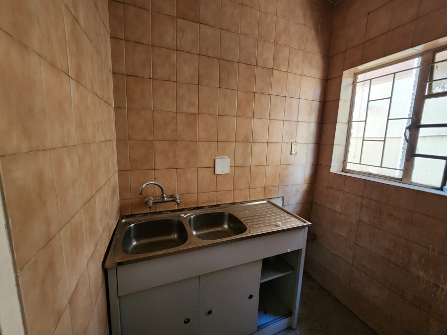 To Let Commercial Property for Rent in Jan Niemand Park Gauteng