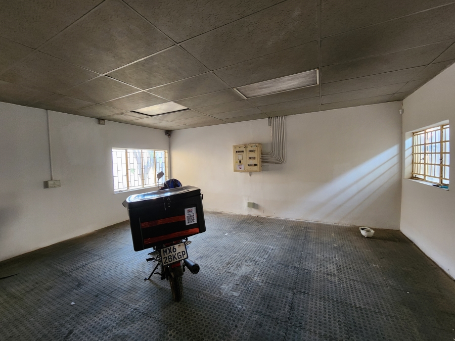 To Let Commercial Property for Rent in Jan Niemand Park Gauteng