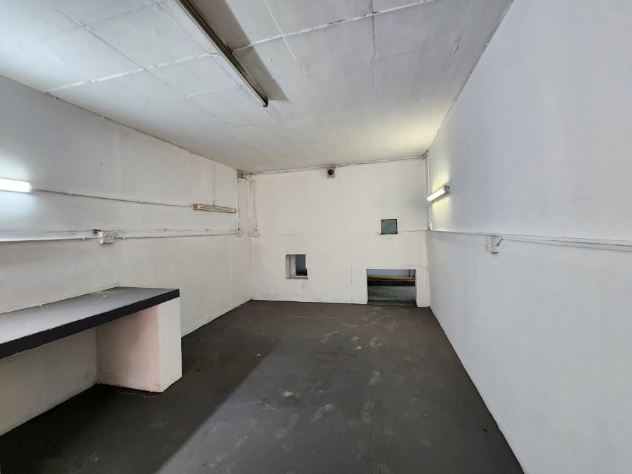 To Let Commercial Property for Rent in Jan Niemand Park Gauteng