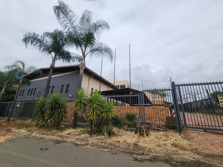 Commercial Property for Sale in Jan Niemand Park Gauteng