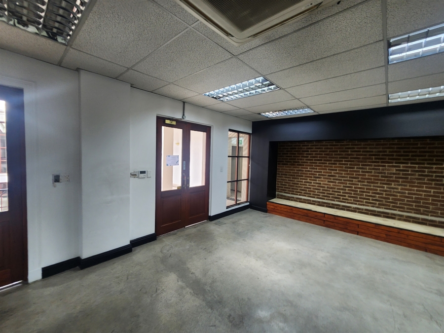 To Let Commercial Property for Rent in Strathavon Gauteng