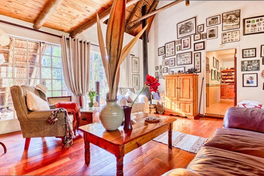 To Let 2 Bedroom Property for Rent in Fourways Gauteng