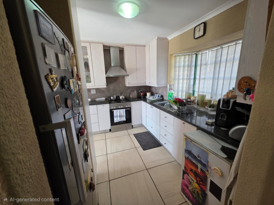 3 Bedroom Property for Sale in Heuweloord Gauteng