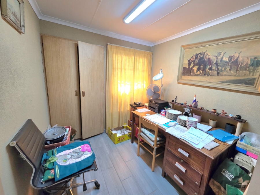 3 Bedroom Property for Sale in Heuweloord Gauteng