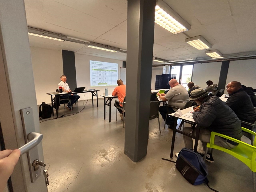 To Let Commercial Property for Rent in Highveld Gauteng