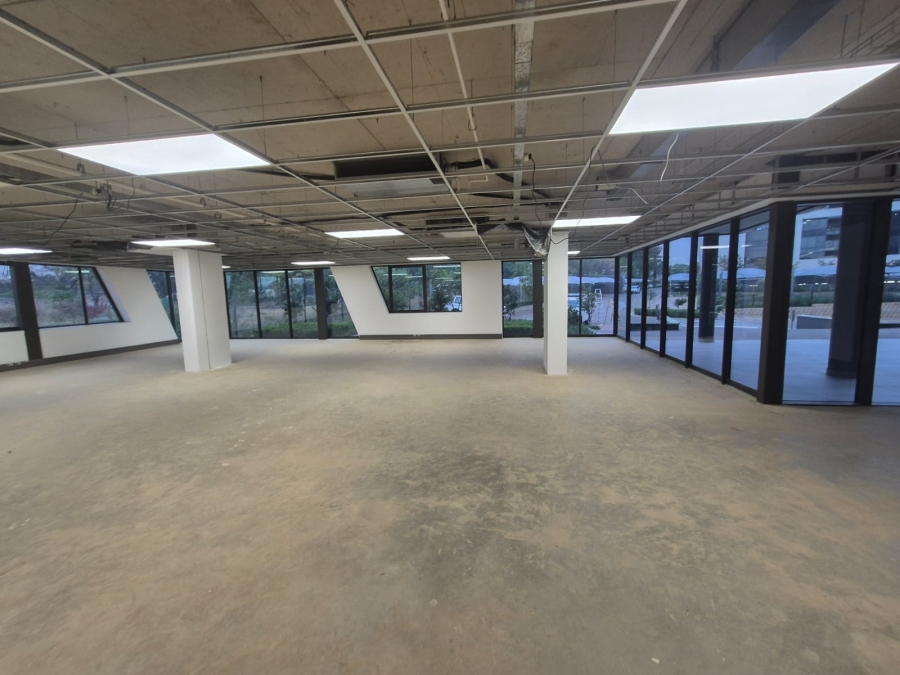 To Let Commercial Property for Rent in Die Hoewes Gauteng