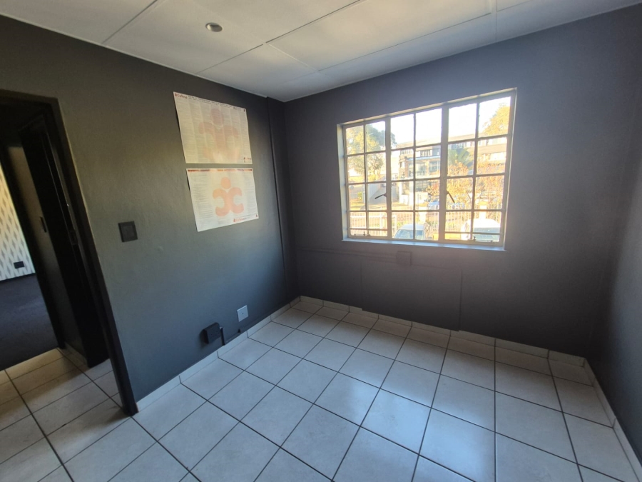 To Let Commercial Property for Rent in Hennops Park Industrial Gauteng