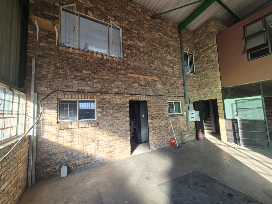 To Let Commercial Property for Rent in Hennops Park Industrial Gauteng