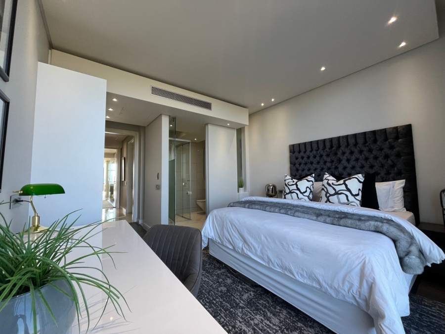 To Let 2 Bedroom Property for Rent in Sandhurst Gauteng