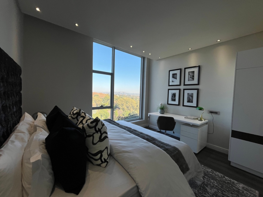 To Let 2 Bedroom Property for Rent in Sandhurst Gauteng