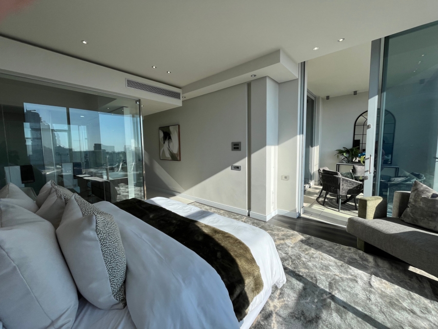To Let 2 Bedroom Property for Rent in Sandhurst Gauteng