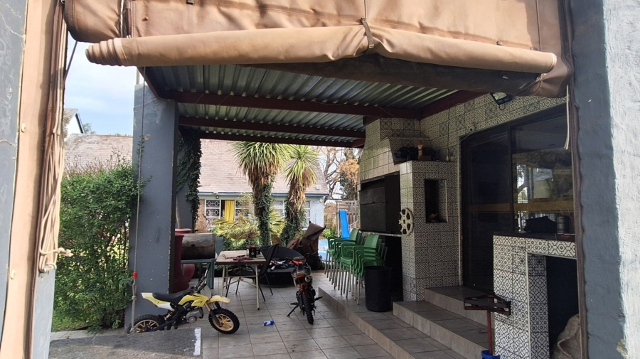 4 Bedroom Property for Sale in Vaalview Gauteng
