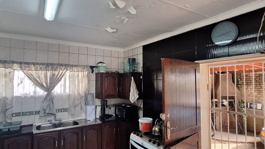 4 Bedroom Property for Sale in Vaalview Gauteng