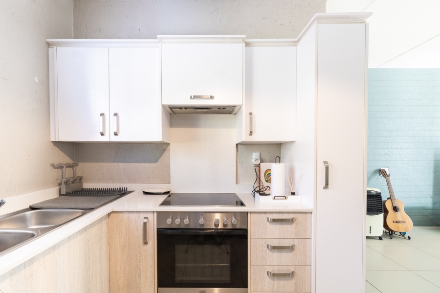 To Let 2 Bedroom Property for Rent in Paulshof Gauteng