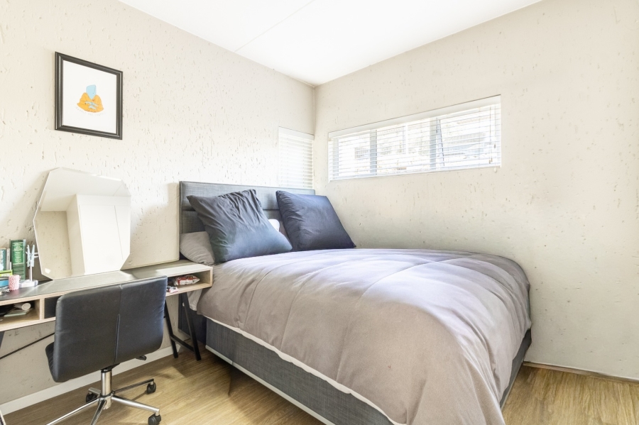 To Let 2 Bedroom Property for Rent in Paulshof Gauteng