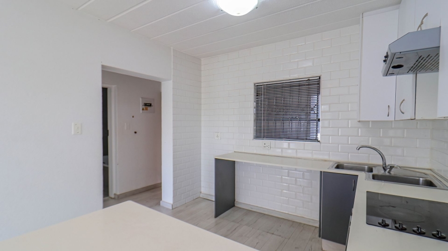 1 Bedroom Property for Sale in Morningside Gauteng