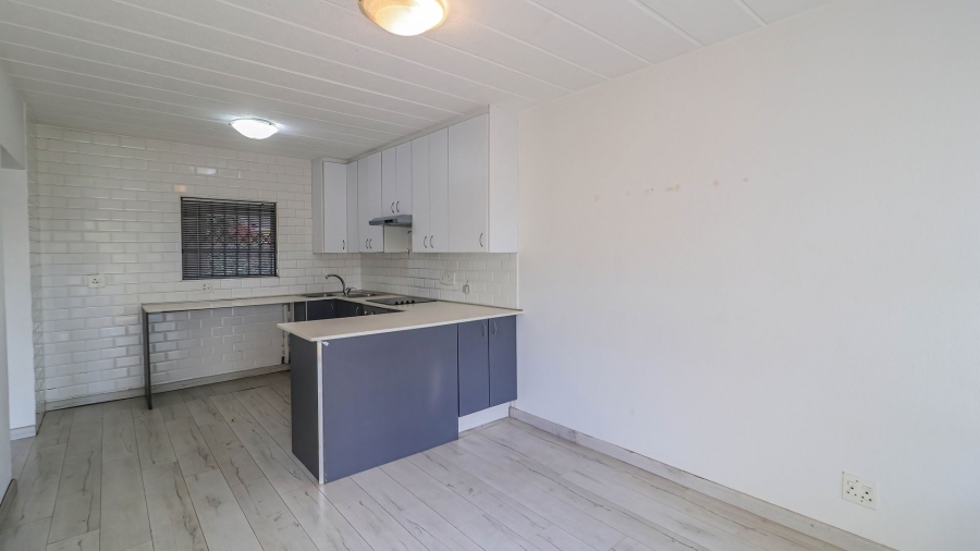 1 Bedroom Property for Sale in Morningside Gauteng