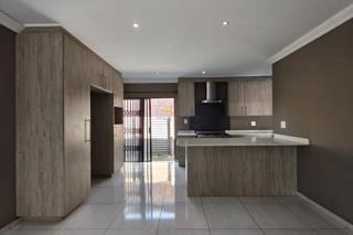 3 Bedroom Property for Sale in Brackenhurst Gauteng