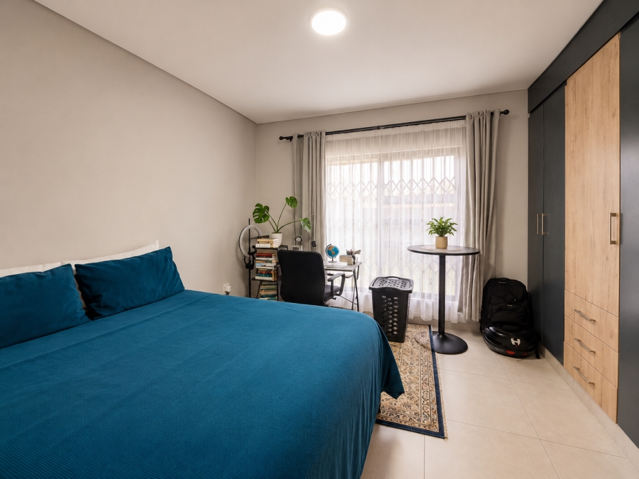 2 Bedroom Property for Sale in Die Hoewes Gauteng