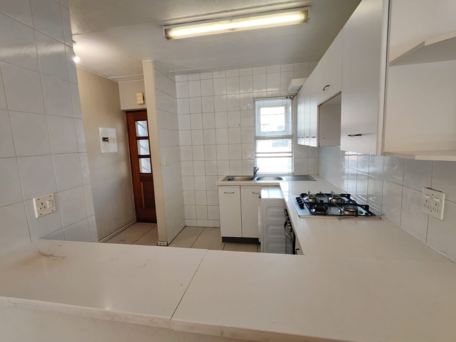 To Let 2 Bedroom Property for Rent in Morningside Gauteng