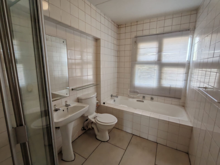 To Let 2 Bedroom Property for Rent in Morningside Gauteng