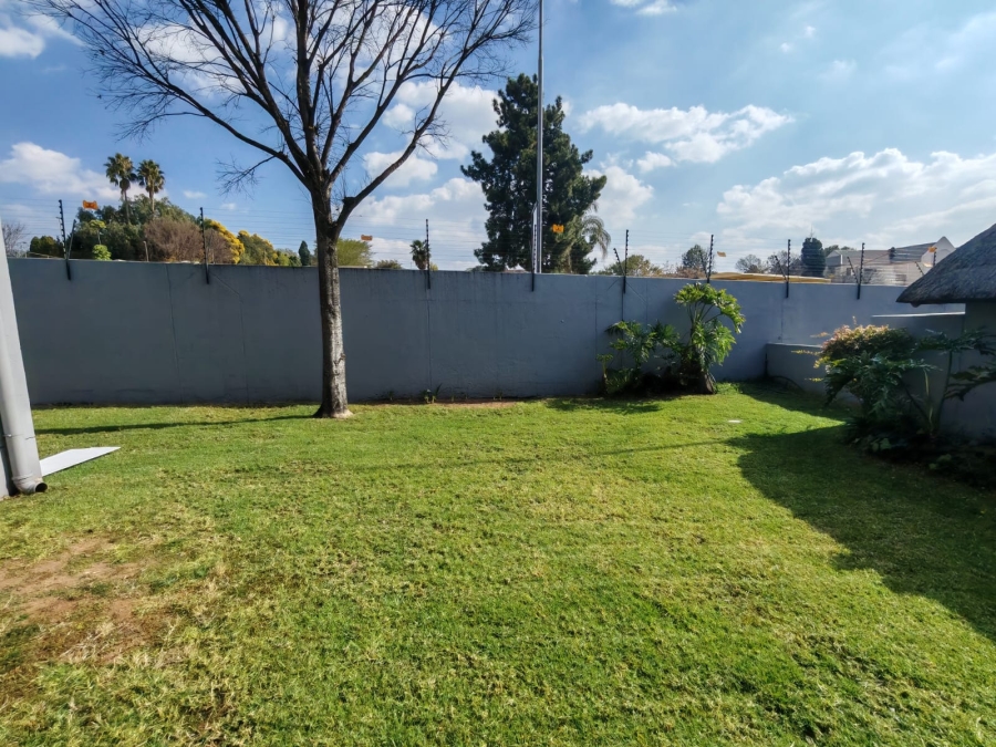 To Let 2 Bedroom Property for Rent in Morningside Gauteng