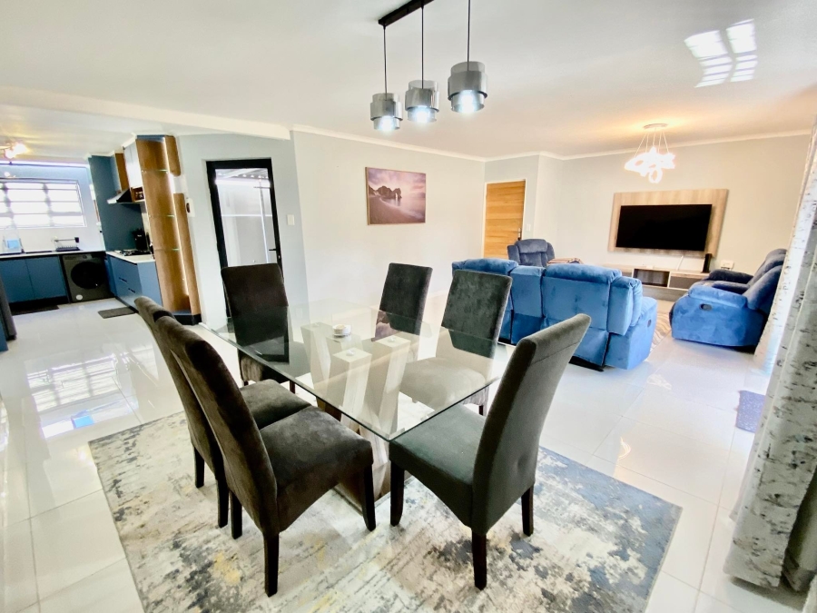 To Let 3 Bedroom Property for Rent in Morningside Gauteng