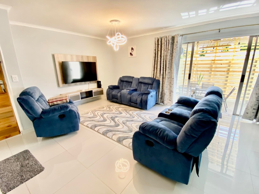 To Let 3 Bedroom Property for Rent in Morningside Gauteng
