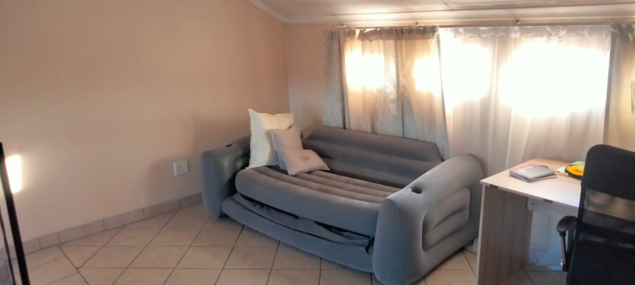 3 Bedroom Property for Sale in Halfway Gardens Gauteng