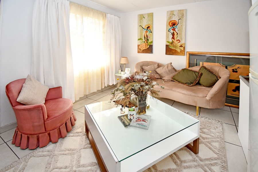 1 Bedroom Property for Sale in Sharonlea Gauteng
