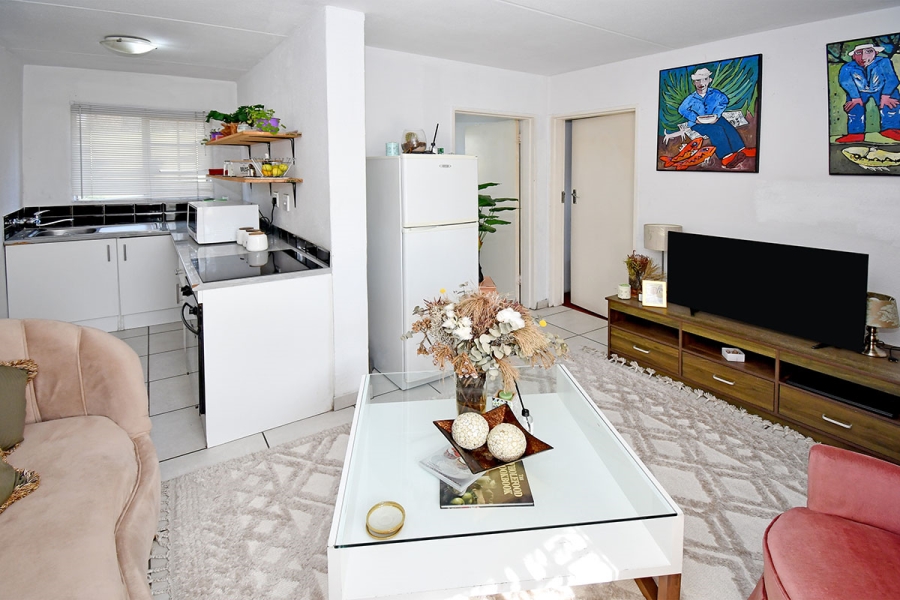 1 Bedroom Property for Sale in Sharonlea Gauteng