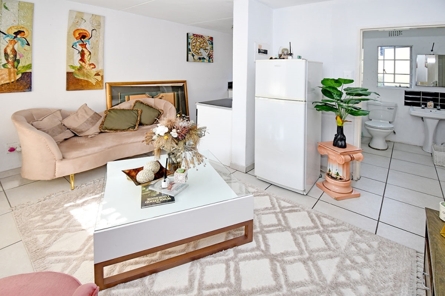 1 Bedroom Property for Sale in Sharonlea Gauteng