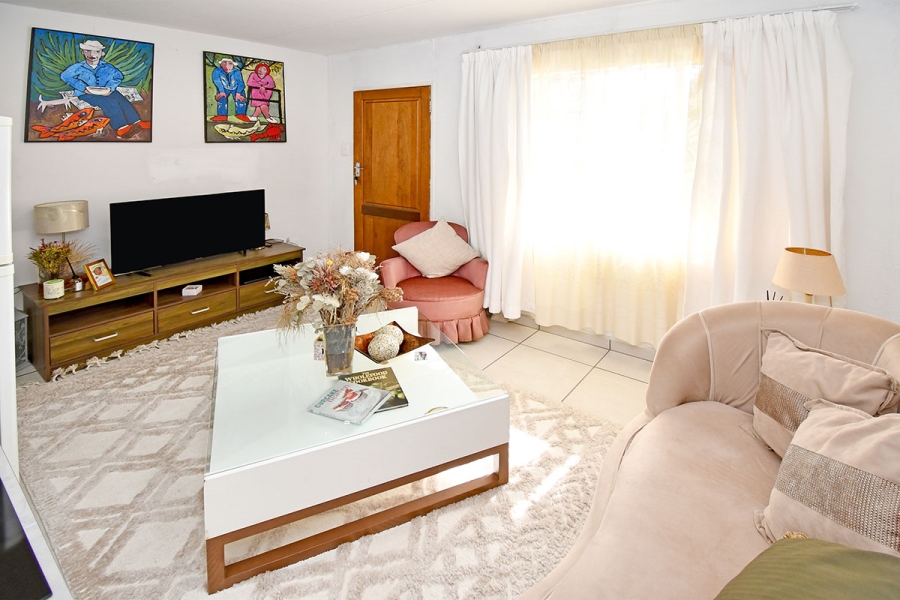 1 Bedroom Property for Sale in Sharonlea Gauteng