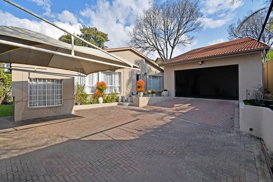 4 Bedroom Property for Sale in Blairgowrie Gauteng